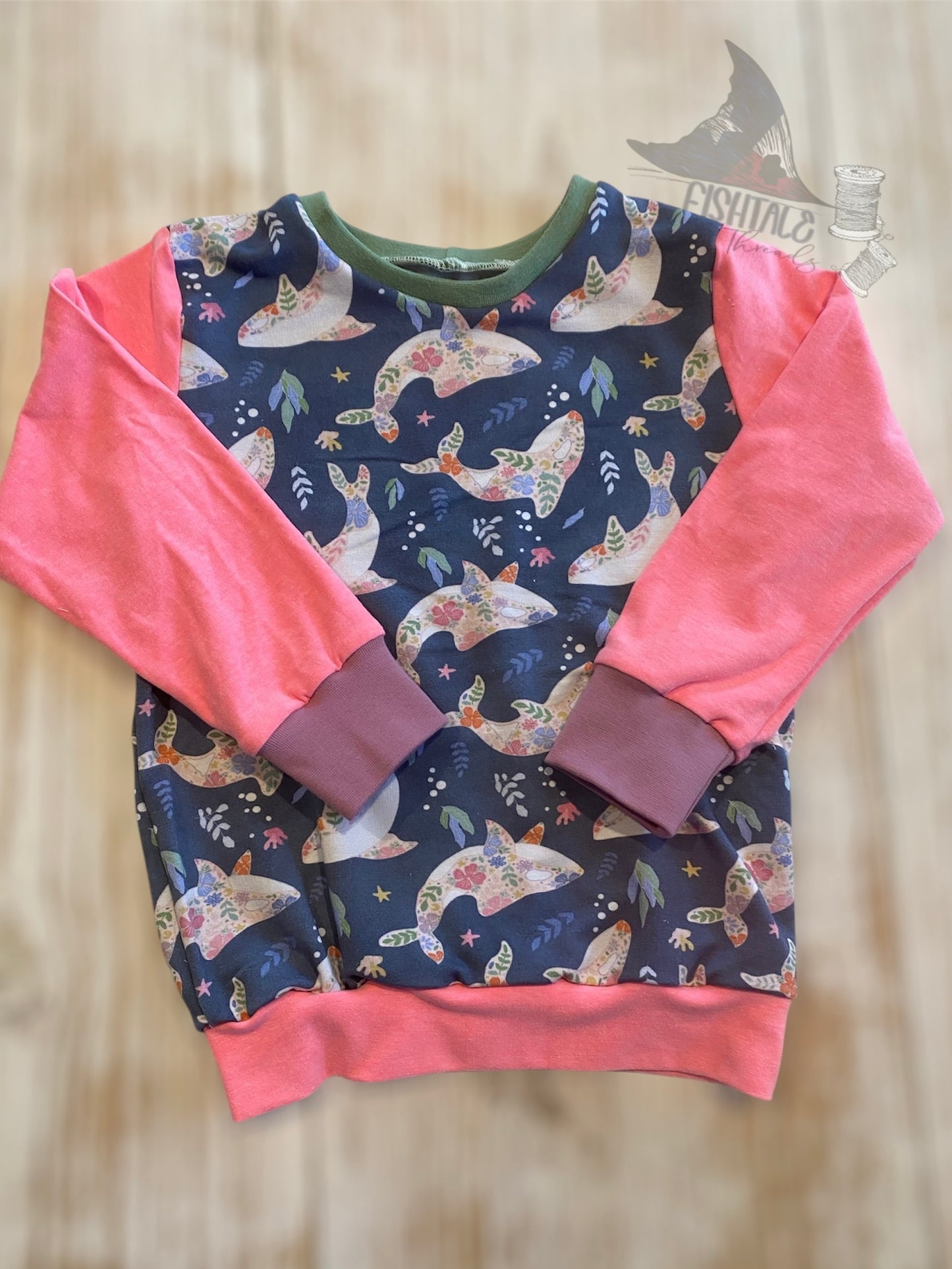 Floral Orcas 4T