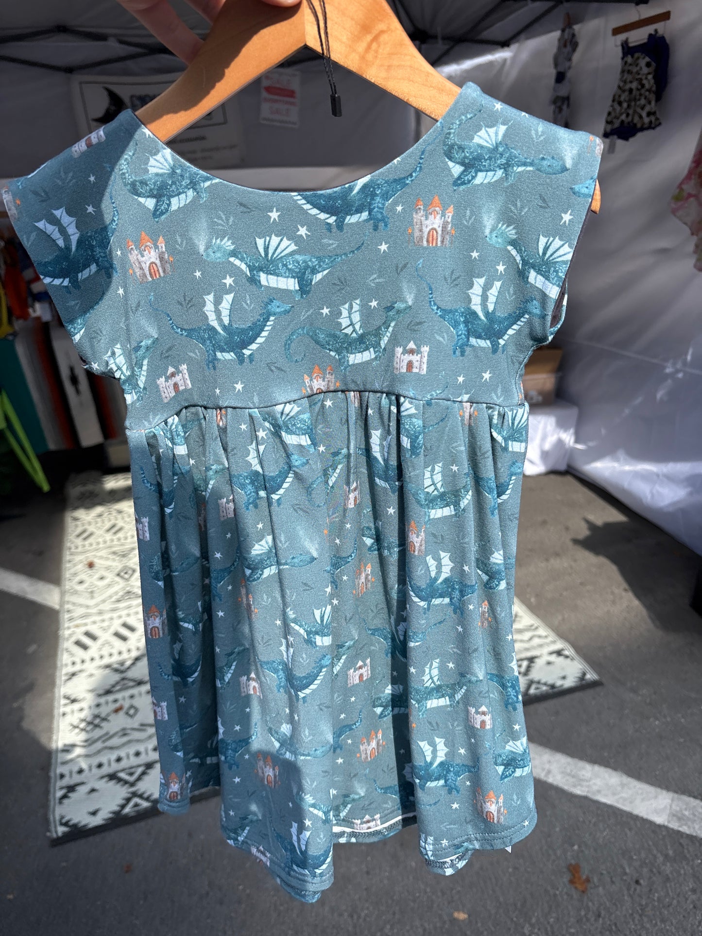 Enchanted Dragons Top 4T